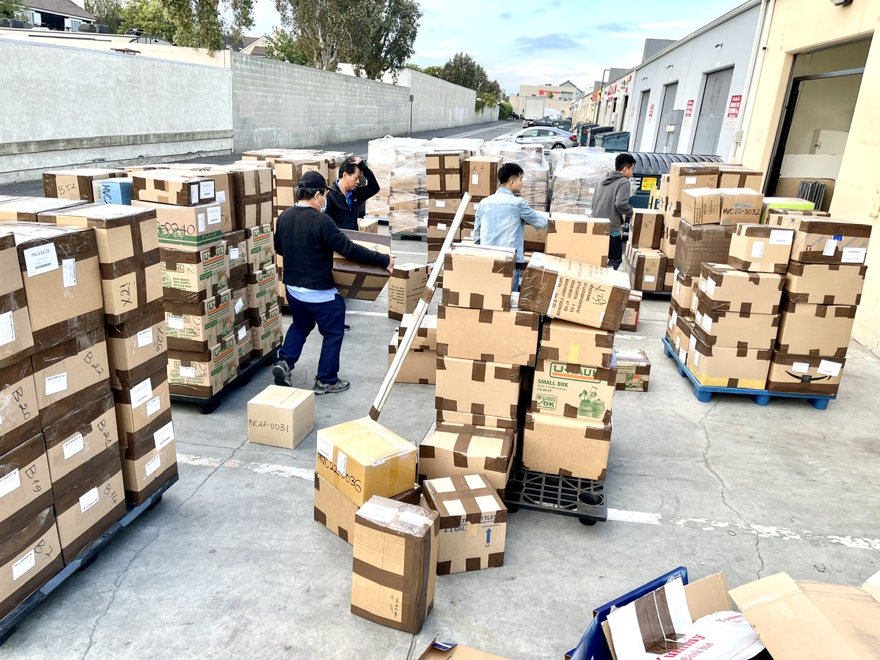 1. TCS Global có bao nhiêu chuyến bay mỗi tuần?