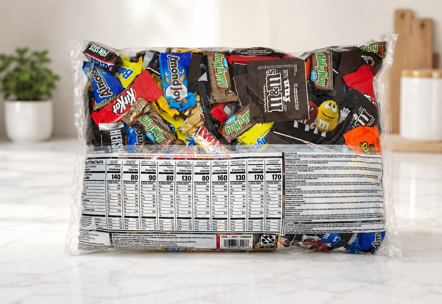 Kirkland Signature Favorites Candy Variety, 90 oz 2